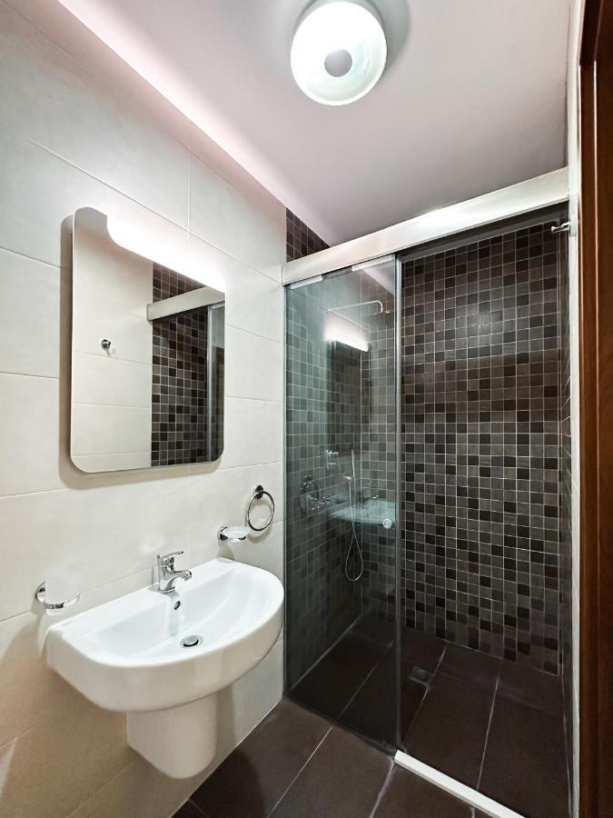 Modern Central 2Br Flat In Valletta By Arcobnb 외부 사진