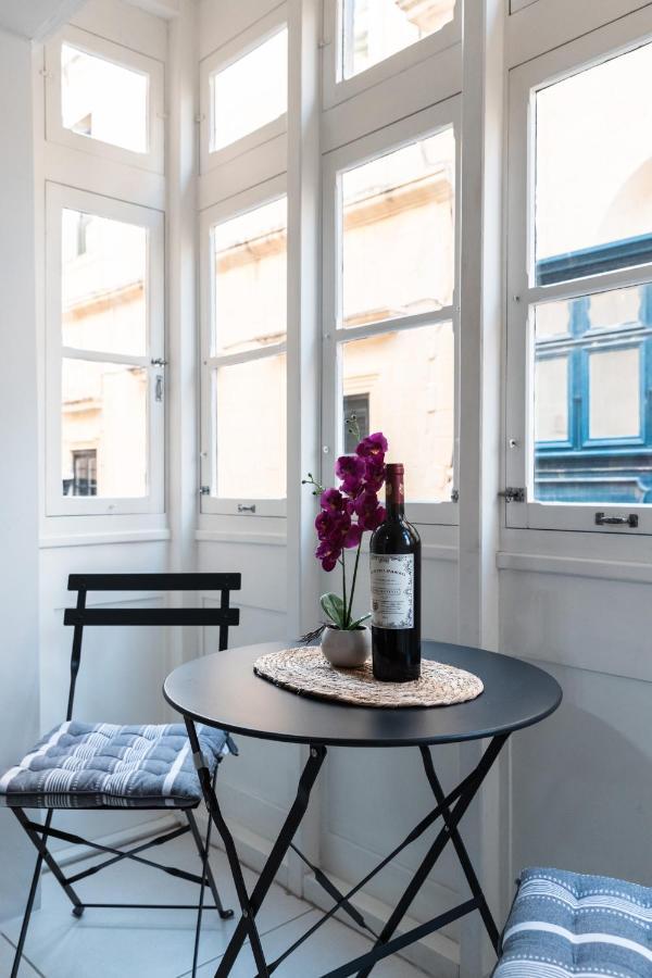 Modern Central 2Br Flat In Valletta By Arcobnb 외부 사진