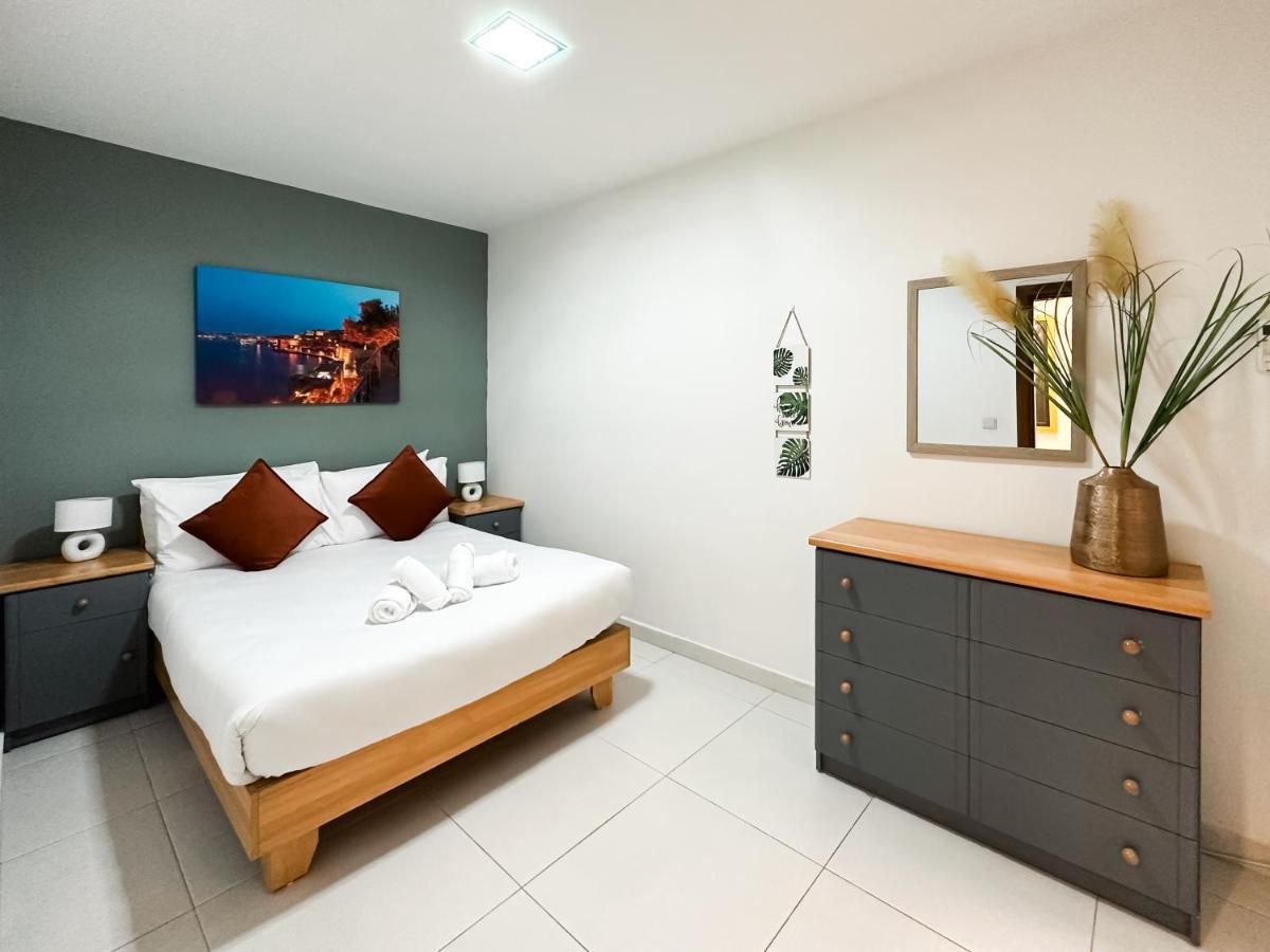Modern Central 2Br Flat In Valletta By Arcobnb 외부 사진
